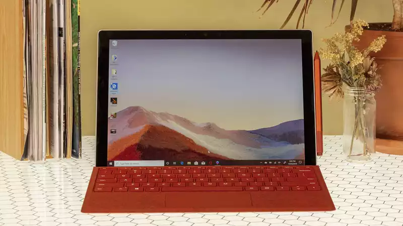 Microsoft reportedly makes its own surface arm chip to copy MacBook M1