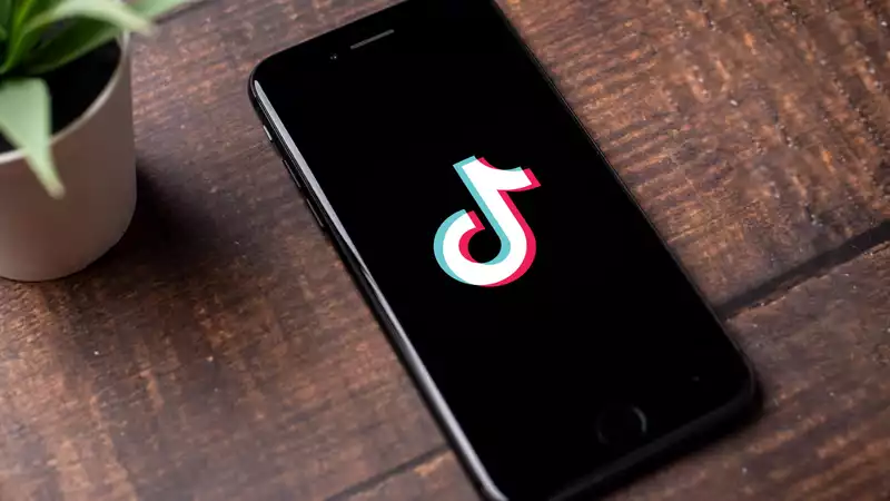 Wells Fargo is banning TikTok from company Phones — here's Why