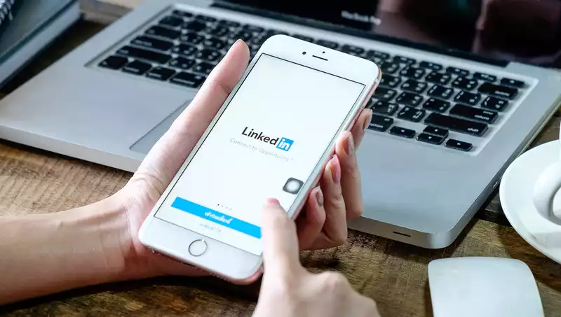 LinkedIn, like TikTok, copies data from the iOS clipboard, but says it's a mistake