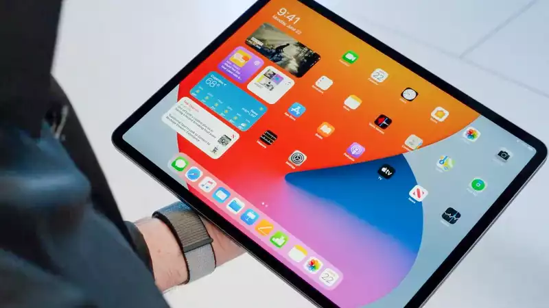 iOS14 vs iPad OS14: The Biggest iPhone Features Missing in iPad