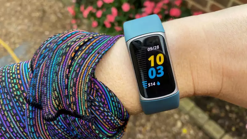 Fitbit Charge 5 Review