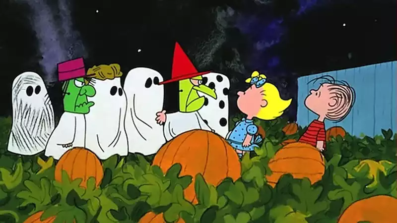 How to watch it's a great pumpkin, Charlie Brown online