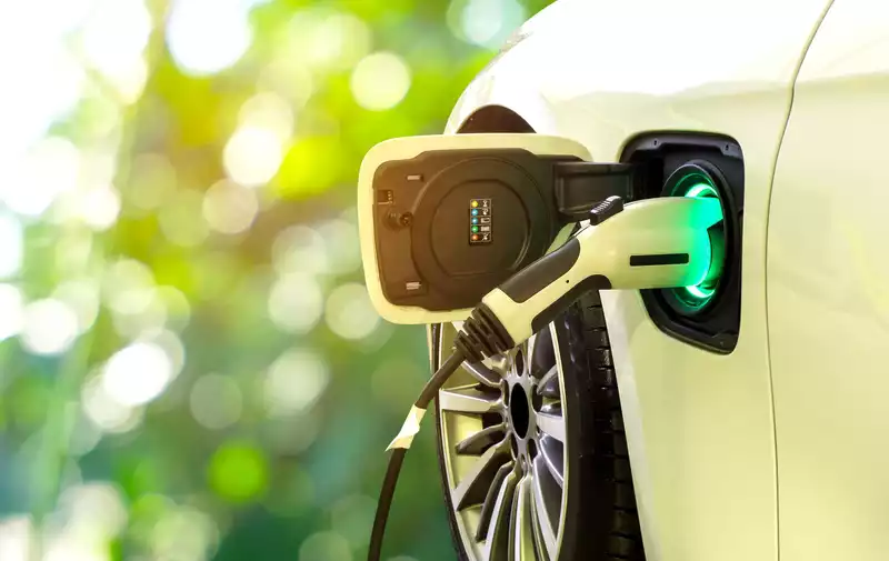 Now is the best time to buy an EV — and the UK gas crisis Proves it