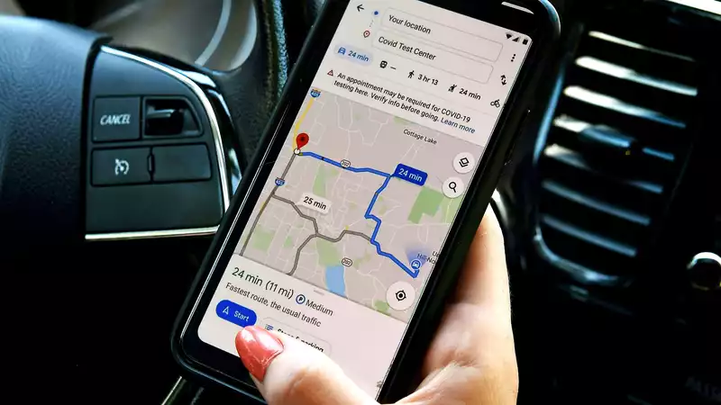 Google Maps may be getting another big Waze feature, but why do both apps exist?