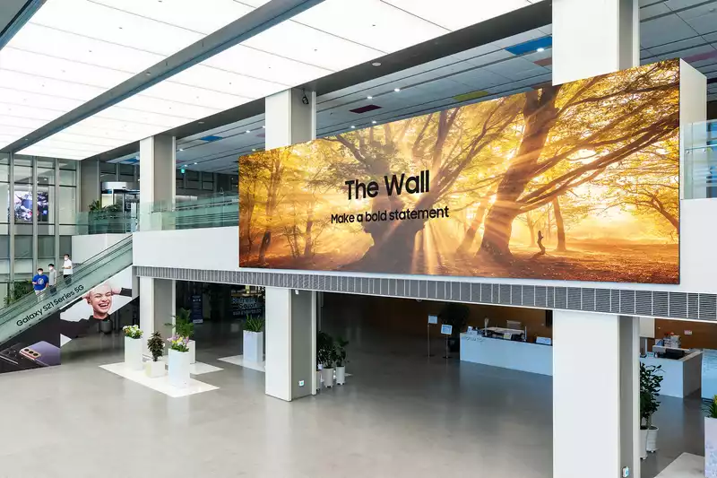 Samsung's new wall is a 1000-inch Micro LED Marvel