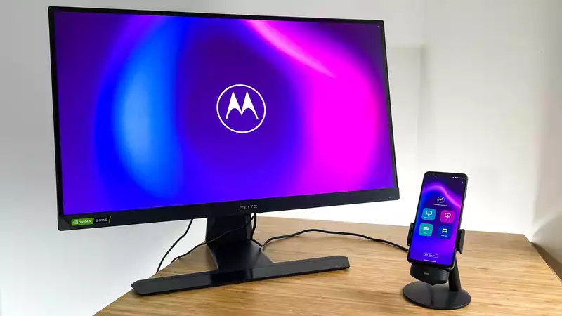 I spent a few days ready for Motorola desktop mode — it is not ready for anything