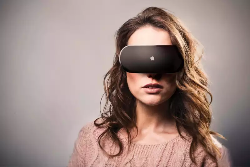 Apple VR Headset Leak Reveals Crazy Light Design - and Oculus Quest2 Should Be Worried