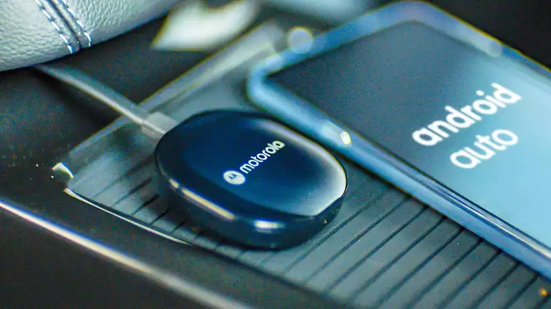 Motorola MA1 Review: Android Auto without Frills - Without Wires