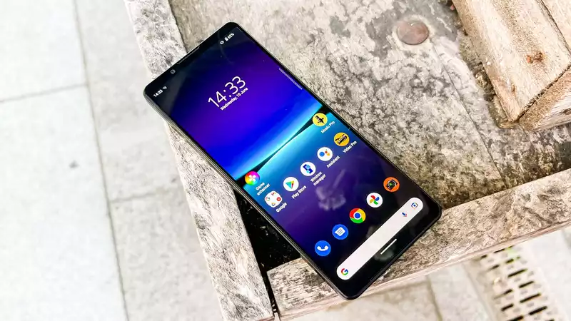 Sony Xperia1IV Review: An incredible phone that You probably shouldn't buy