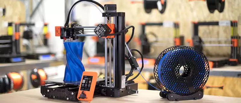 Prusa Mini + 3D Printer Review: 3D Printer for Beginners