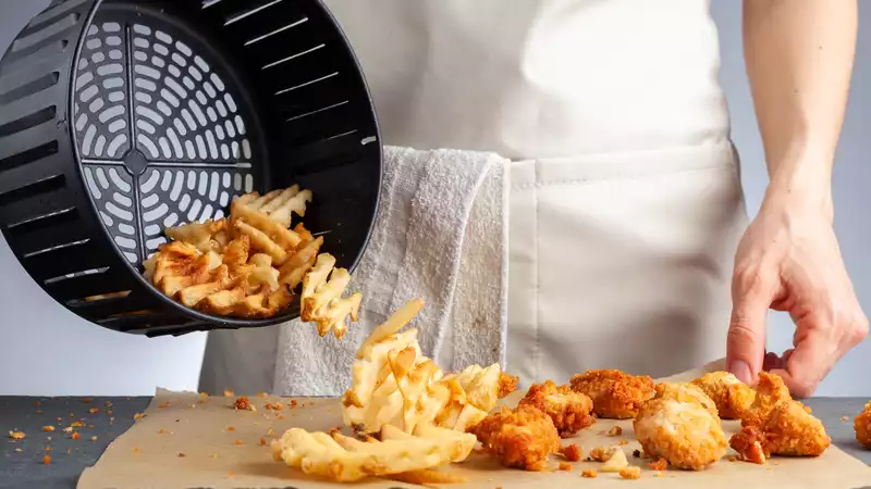 5 pros and 5 cons of cooking with an air fryer