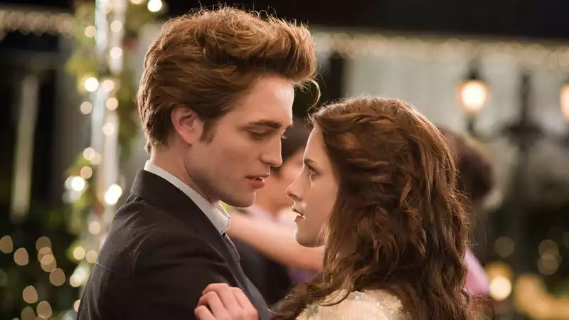 The 7 best "Twilight"-like movies on Netflix, Hulu, Max, etc.